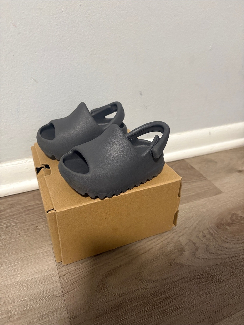 Yeezy Toddler Open-Toe Slip-On Sandals in Charcoal Gray